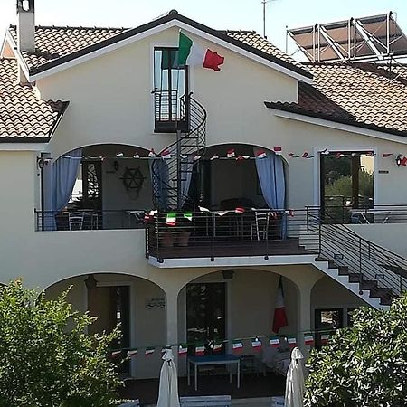 Casa Di Livia Apartment SantʼAnna Arresi Exterior foto