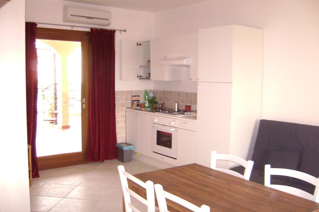 Casa Di Livia Apartment SantʼAnna Arresi Exterior foto